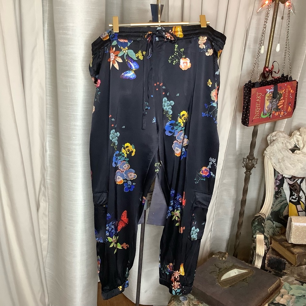 JOHNNY WAS Camelles Stretch Silk Pant